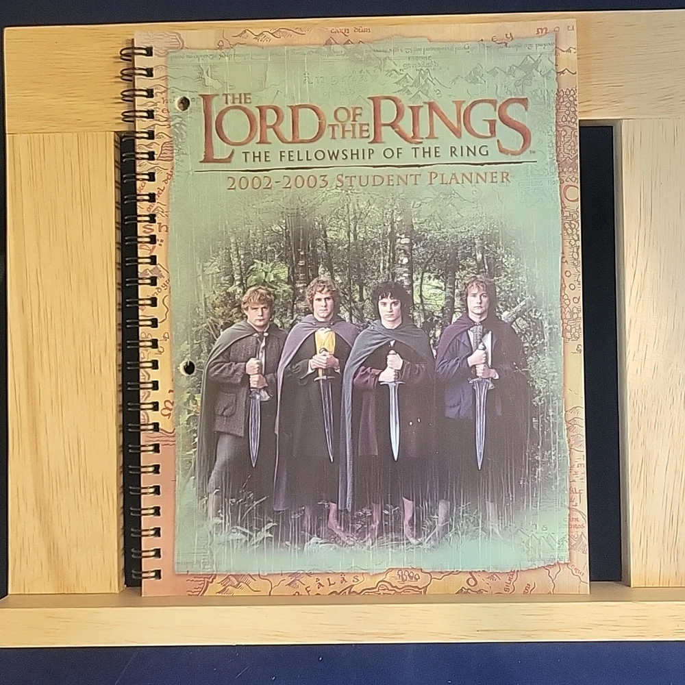 LORD OF THE RINGS STUDENT PLANNER (2003) **BRAND NEW**